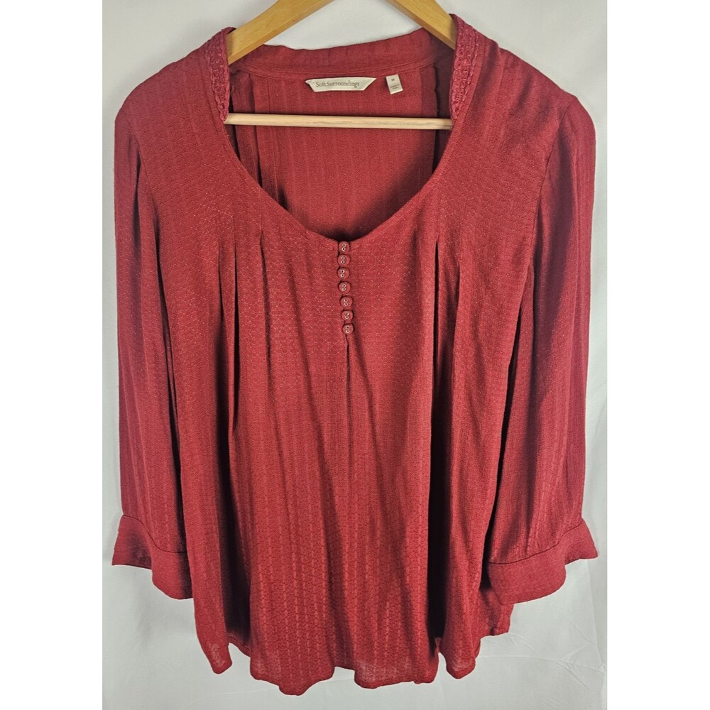 Soft Surroundings Size Medium Margate Top Scooped Neck 3/4 Sleeve Tunic Red